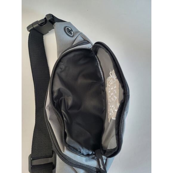 Case Western Reserve University Fanny Pack Belt Bag RARE - Picture 5 of 6